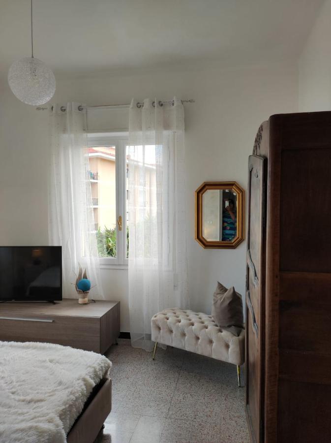 Appartamento Vicino Al Mare Con Parcheggio 里瓦利古雷 外观 照片